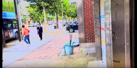 모르는 사람이 넥타이 매는걸 도와달라고 하면? | 인스티즈