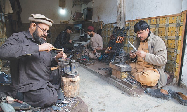 냉혹한 사제총기의 세계 | 인스티즈