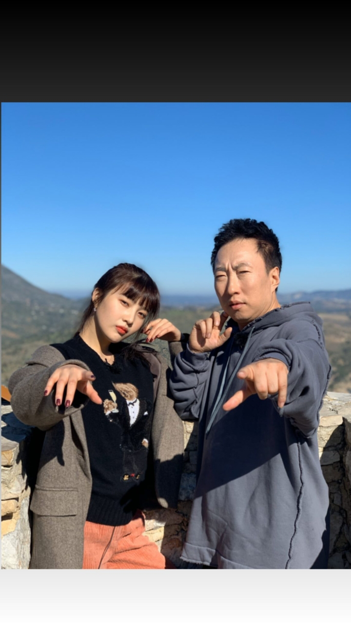 명수옹이 스페인에서 찍어준 사진 원본 올려준 조이.jpg | 인스티즈