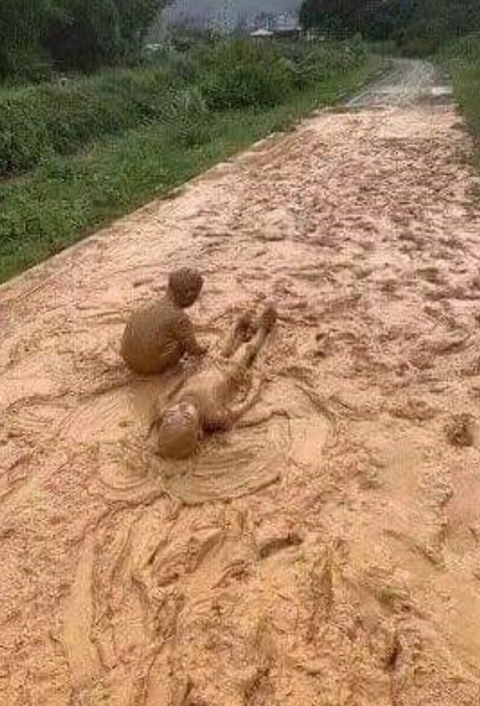 흔한 아이들의 진흙놀이 | 인스티즈