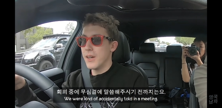 유튜브 일부 한국채널에서 한국어 댓글은 없고 영어 댓글만 가득한 이유.jpg | 인스티즈