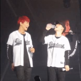 팬아저 짤이 많다는 엑소 멤버.gif | 인스티즈