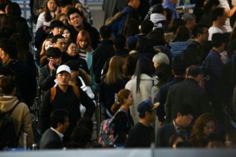 이쯤되면 무서운 아이돌 | 인스티즈