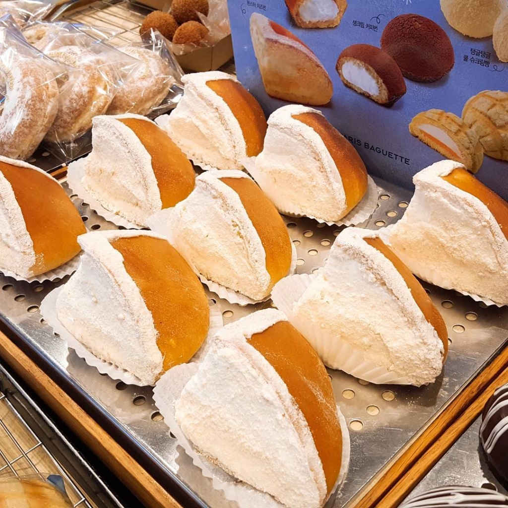 크림치즈가 겁나 많이 들었다는 파리바게트 몬스터치즈번....jpg | 인스티즈