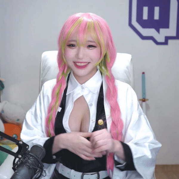 트위치 스트리머 수련수련.gif | 인스티즈