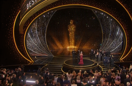 기생충 상탈 때 오마이갓 외치는 미저리 누나.gif | 인스티즈