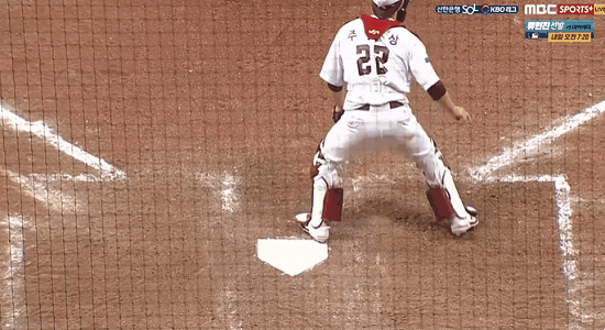 한화이글스 반즈 역전점수 만드는 슬라이딩 | 인스티즈