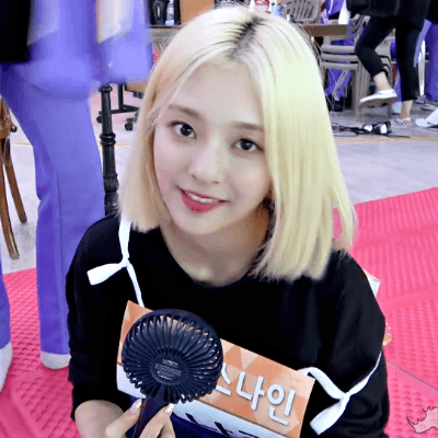 주말마다 찾아오는 프로미스나인 이나경🐥 (a.k.a 나꼬) 랜덤짤.ver | 인스티즈