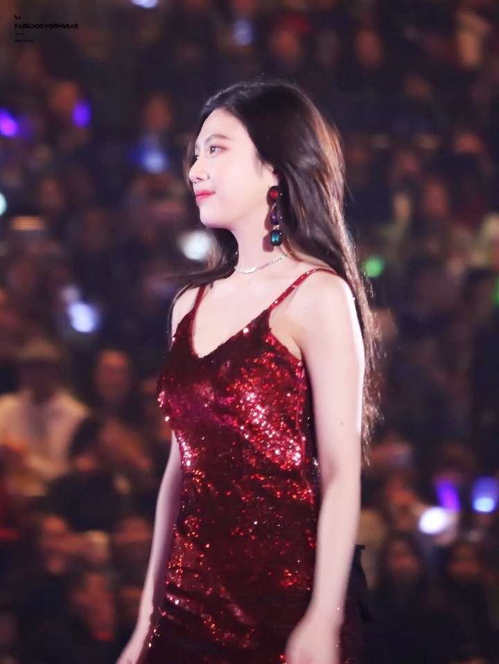 2020년 새해 첫 섹시다이너마이트 조이 | 인스티즈