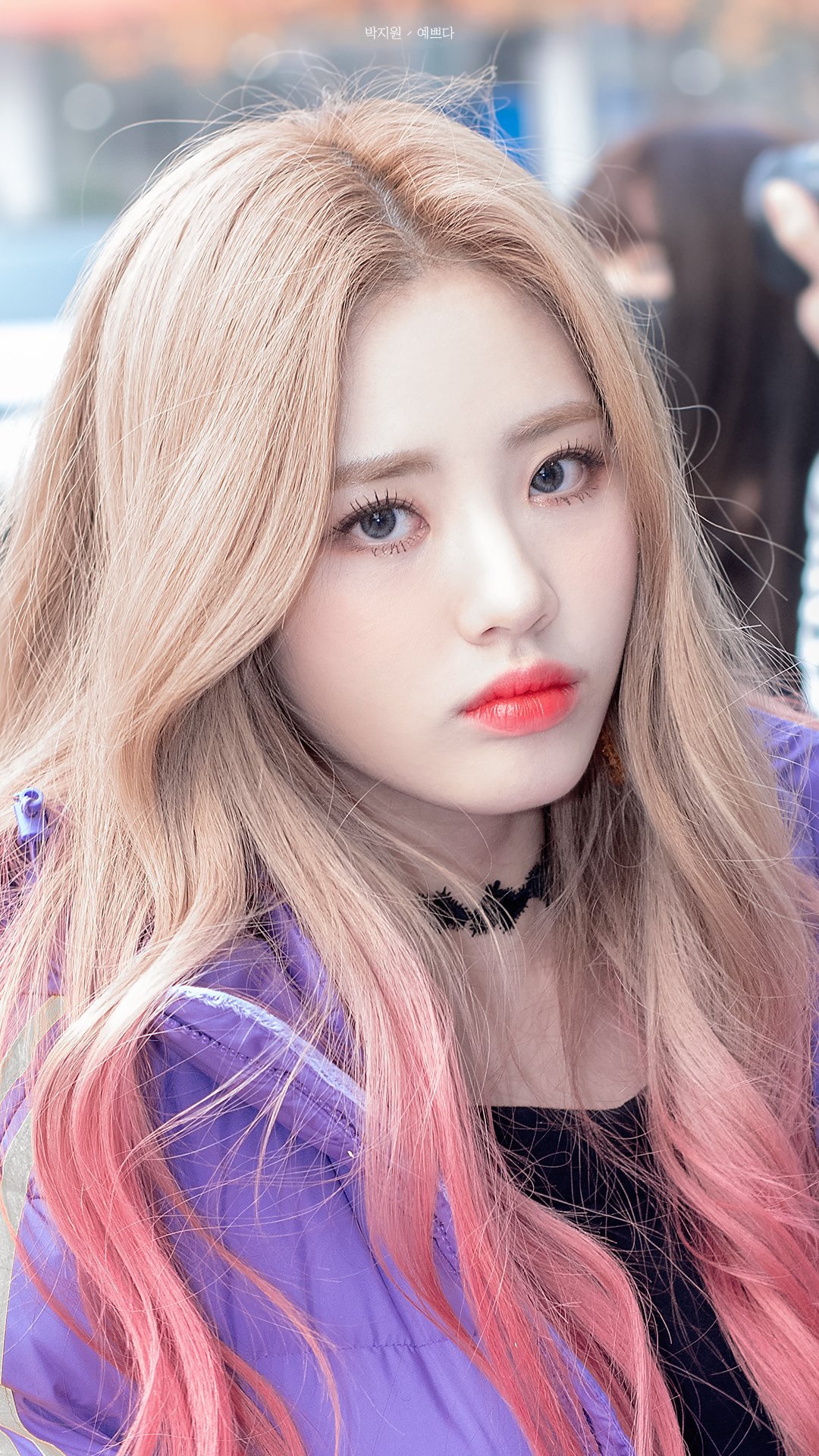 프로미스나인에서 가장 진중하고 과묵한 멤버 | 인스티즈