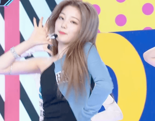 은근히 이쁜 로켓펀치 연희 | 인스티즈