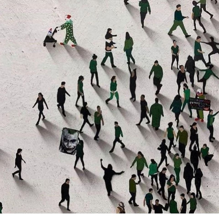 눈밭에 사람들을 그렸다 | 인스티즈