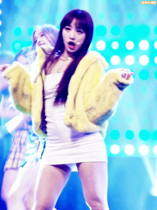 스트리머 말고 아이돌 새봄 gif | 인스티즈