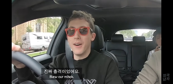 유튜브 일부 한국채널에서 한국어 댓글은 없고 영어 댓글만 가득한 이유.jpg | 인스티즈