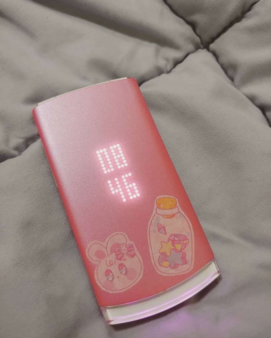 생각보다 예뻤던 것 같은 추억의 핸드폰.........jpg | 인스티즈