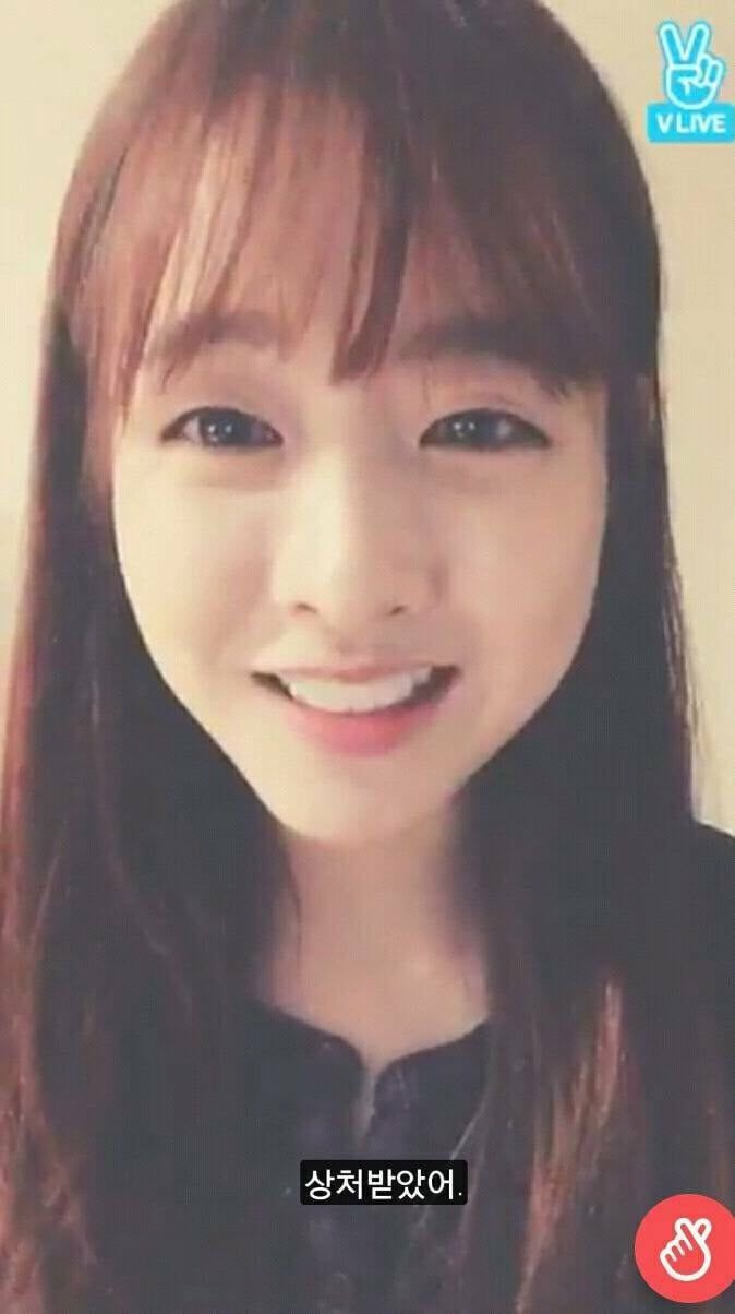 브이앱에서 악플을 보는 여자연예인들 | 인스티즈