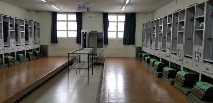 한 달 버틸 때 마다 30만원 | 인스티즈