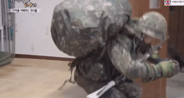 겨울철 군대 잼.gif | 인스티즈