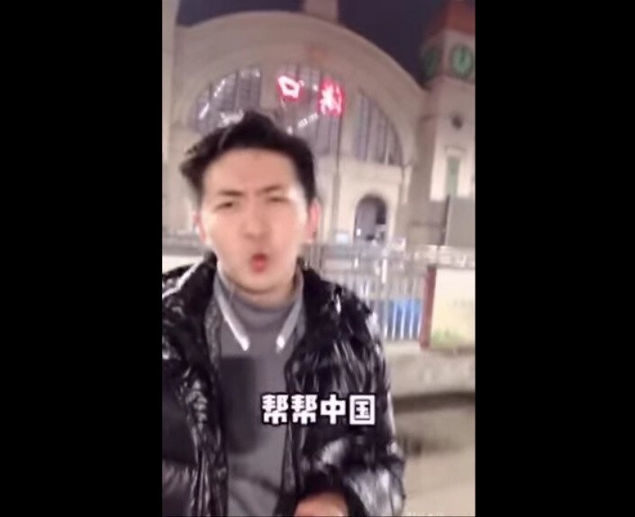 중국 우한 실태를 알리기 위해 위험을 무릅쓰고 현지로 찾아가서 보도하는 진짜 중국인 기자 | 인스티즈