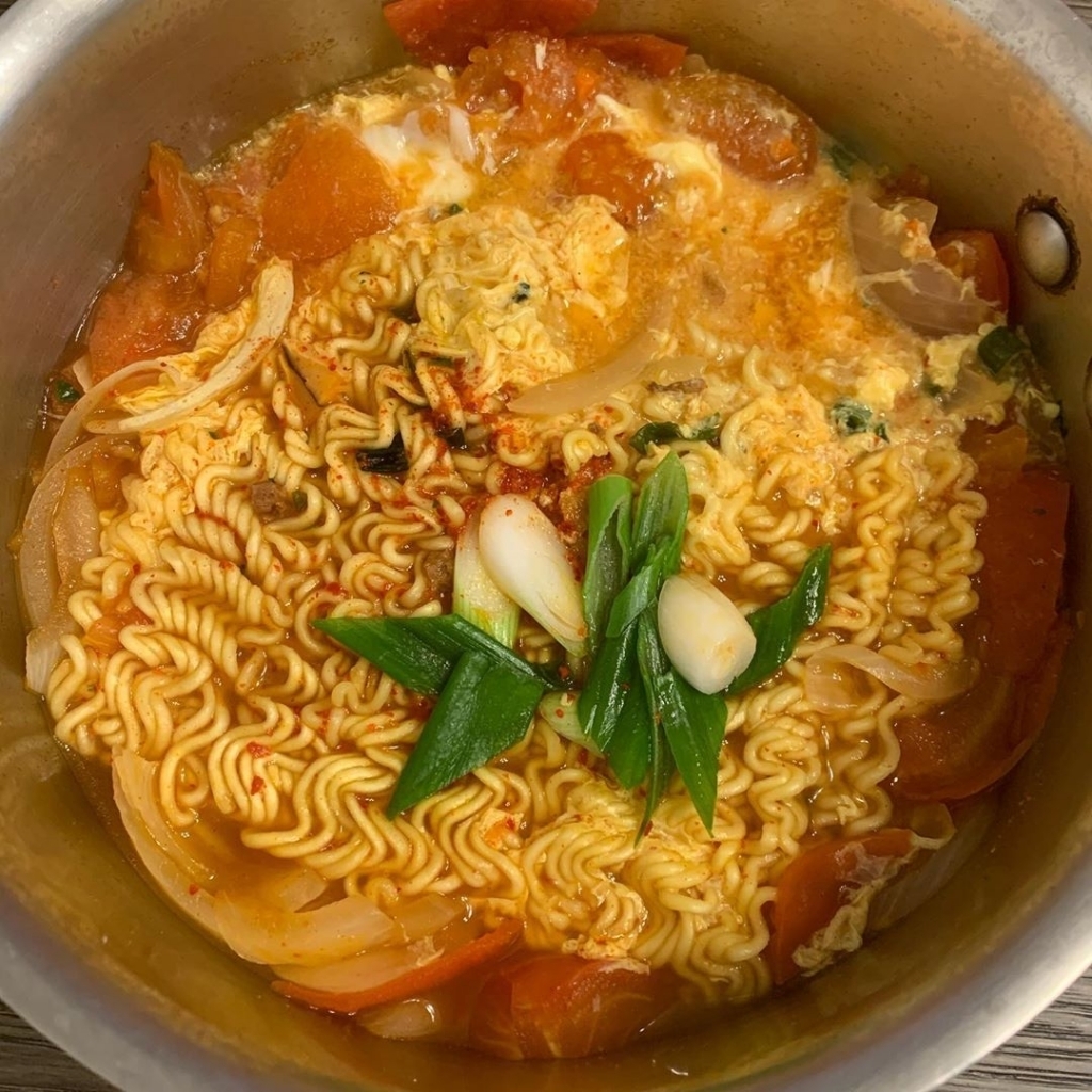 아침에 먹는 라면 호 vs 불호 | 인스티즈