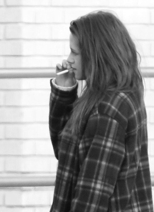 미국에서 크리스틴 스튜어트 퇴폐적인 척 한다는 말 쏙 들어갔다는 부모님사진 | 인스티즈