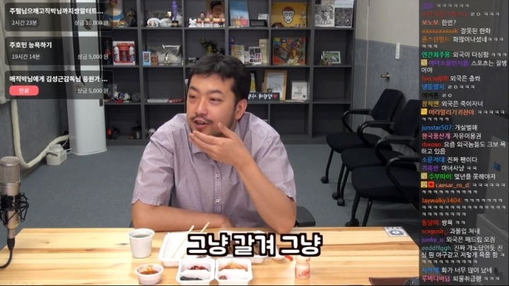 2f7bd046d431292443e95b8c27f282d99e36571b