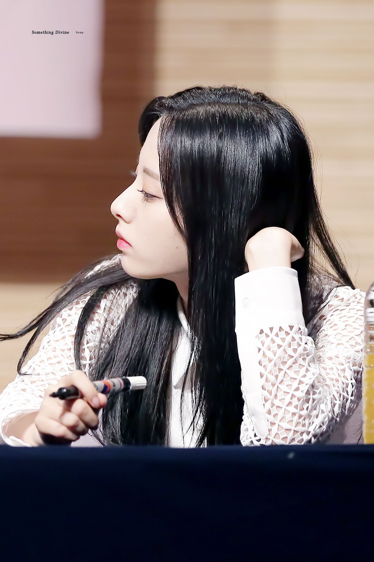 우주소녀 보나의 콧대.jpg | 인스티즈