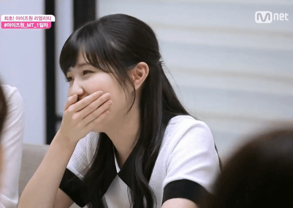 1일 1업로드 아이즈원 혼다 히토미 랜덤짤.gif(데이터 주의) | 인스티즈