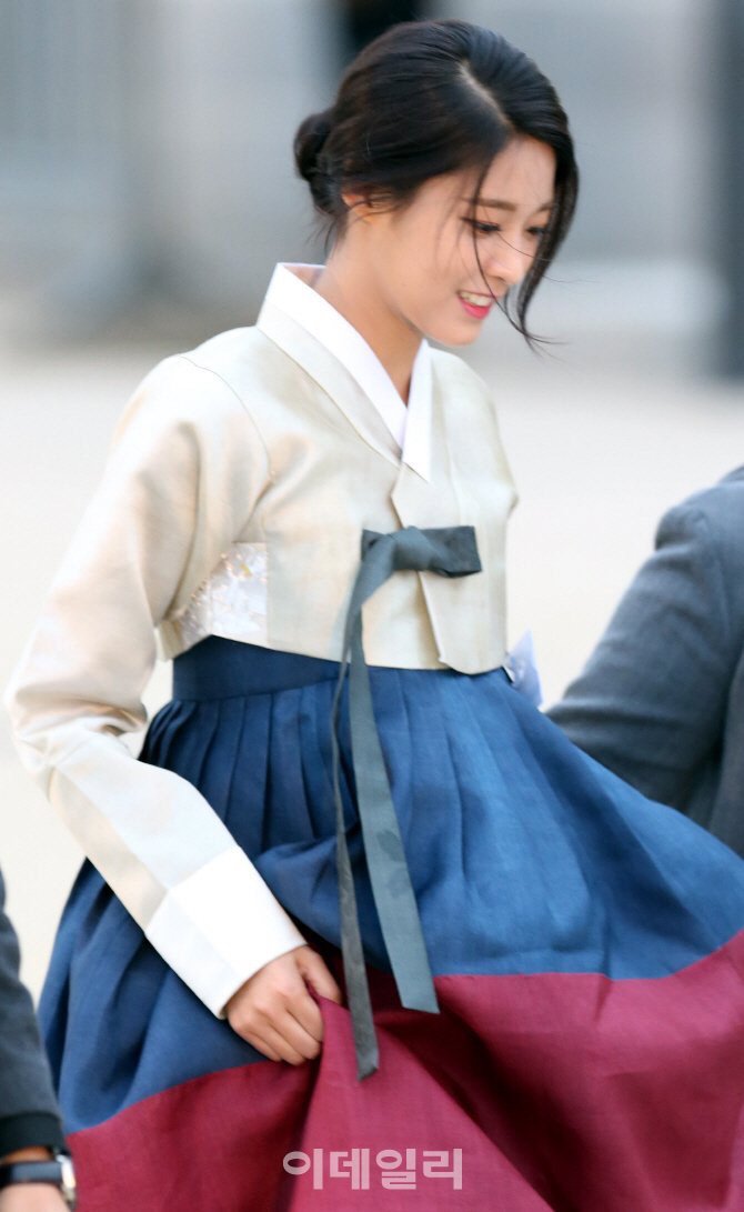 주관적 국내 여자아이돌 한복 투탑 | 인스티즈