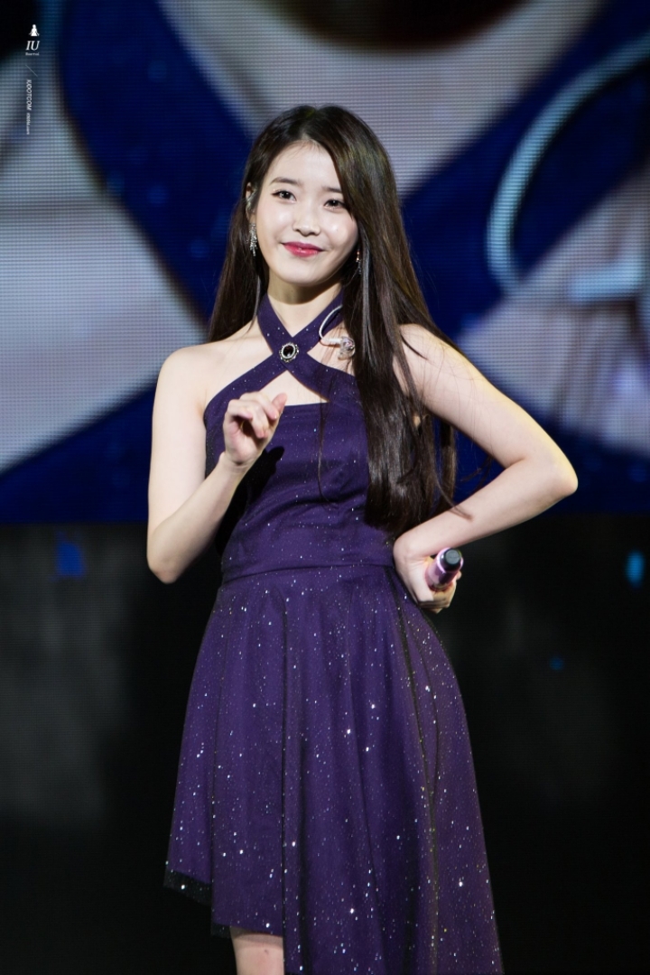 아이유 | 인스티즈