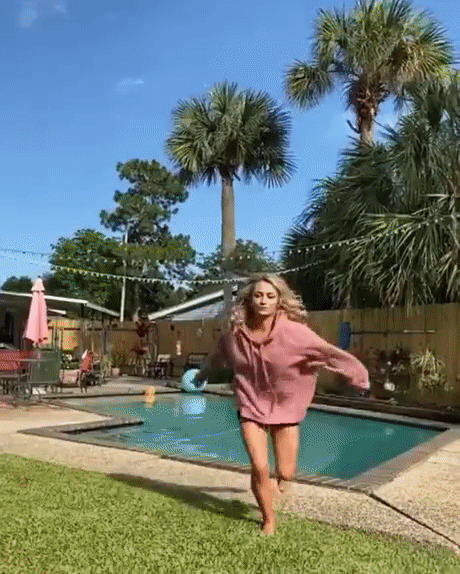 간지나게 후드티 벗는법 | 인스티즈