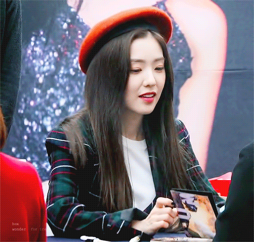 생각보다 귀가 엄청 큰 아이린.jpgif | 인스티즈