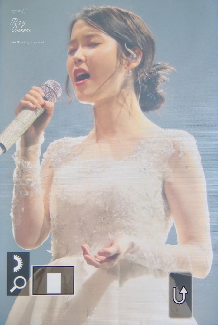 미모 레전드 찍은 오늘자 아이유 .gif | 인스티즈