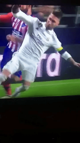 코스타의 섬세한 드리블 | 인스티즈