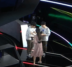 [LOL] 인터뷰 끝나고 김민아한테 혼나는 플라이 (너구리 출입금지) | 인스티즈