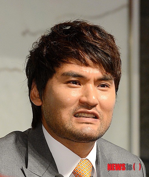 ???:아니 박과장 자네 평소답지않게 오늘 왜이래? 힘들기라도 한거야? | 인스티즈