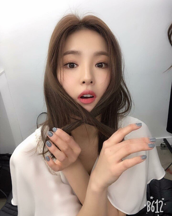 유튜브 생태계 파괴중인 배우 신세경.jpgif | 인스티즈