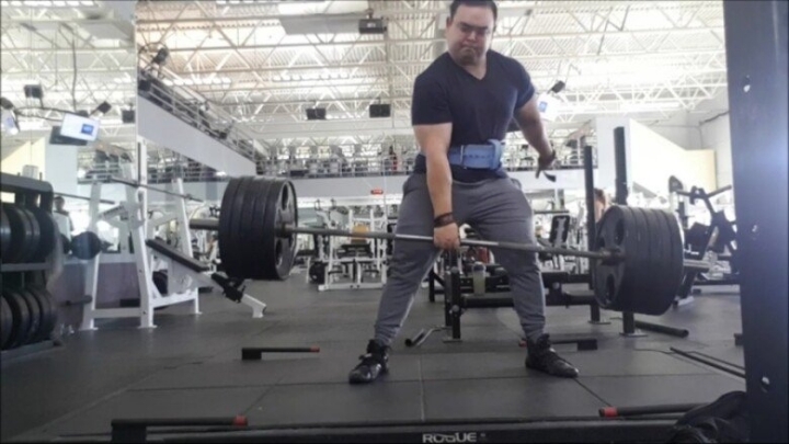 인생 첫 데드리프트를 180KG 들었다는 한국인 | 인스티즈