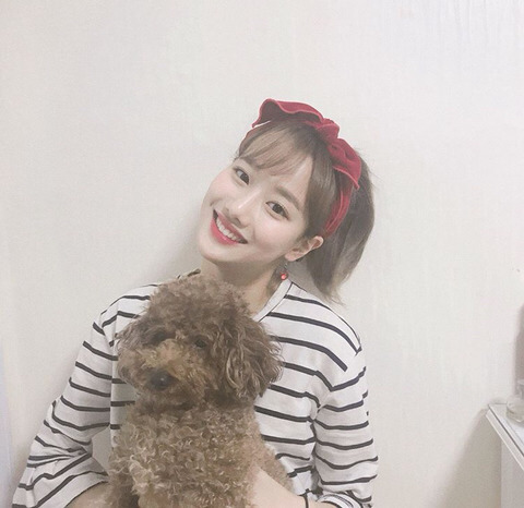 에이프릴 나은 여친짤.jpg | 인스티즈