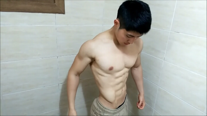 헬스 3년 한 유투버의 몸 변화.jpg | 인스티즈