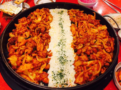 닭갈비에 하나만 넣어야한다면? | 인스티즈