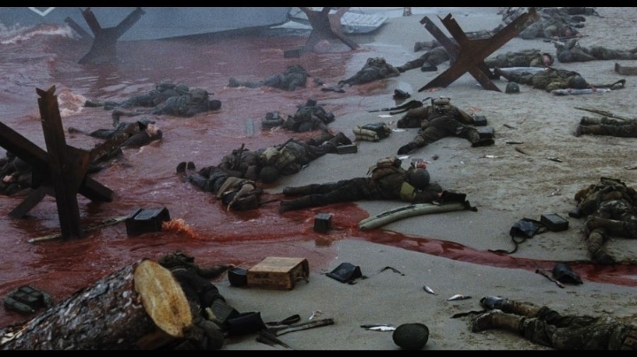 너무 리얼하게 만들어서 관객들의 트라우마를 건드린 영화 | 인스티즈