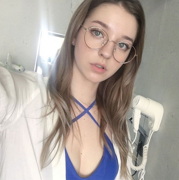 2019 안젤리나 다닐로바 | 인스티즈