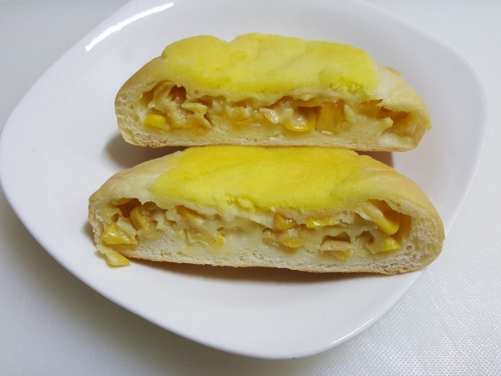 마약빵 이라는 소리까지 듣는 통옥수수빵..jpg | 인스티즈