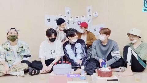 방탄 뷔 빌보드 핫100 1위한 이후에.... | 인스티즈