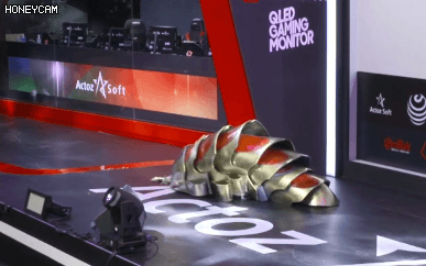 역대급 리버 코스프레.gif | 인스티즈