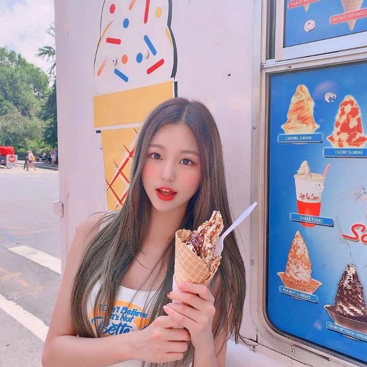 아이즈원 장원영 in 뉴욕 | 인스티즈