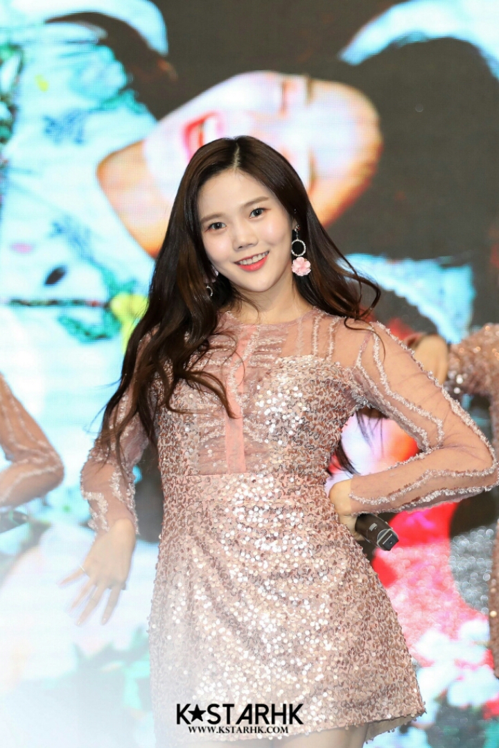 최근 오마이걸&amp;오늘자 비니.jpg | 인스티즈