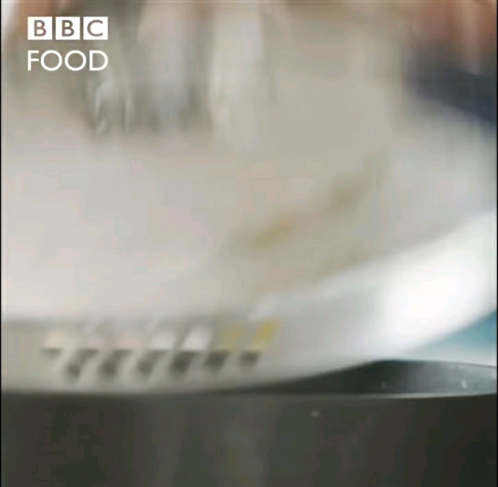 전 세계 아시아인들 어이 털리게 만든 BBC 계란볶음밥 레시피.jpgif | 인스티즈