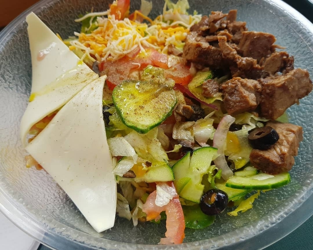 차에서 밥먹는 전효성........jpg | 인스티즈